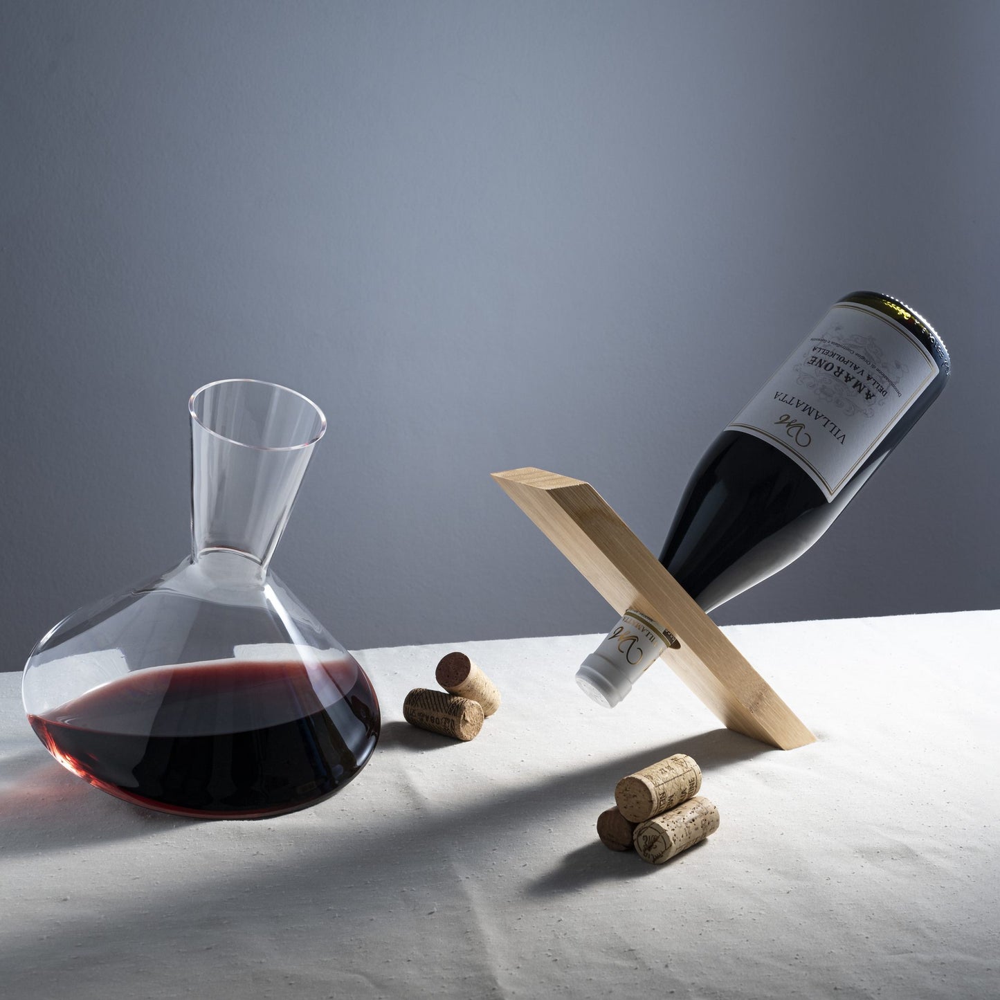 Aequilibrium Bottle Holder